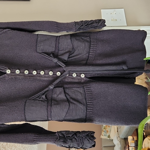 S/M Pure Handknit Sweater - Picture 2 of 16